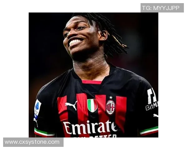 黑色系足球球星头像展现男性力量与沉稳气质魅力